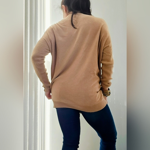 Lord & Taylor Loose fitting Sweater - Picture 8 of 10